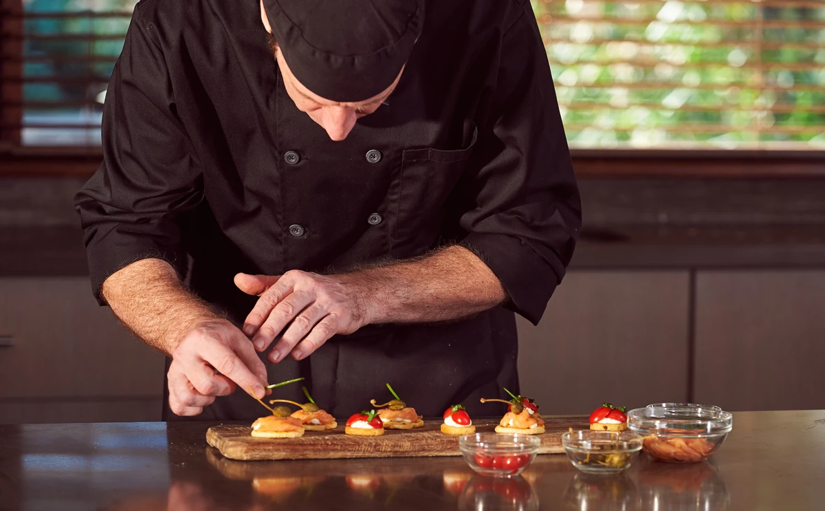 Private chef making tapas